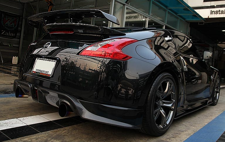 370Z Spec-V Rear Diffusers