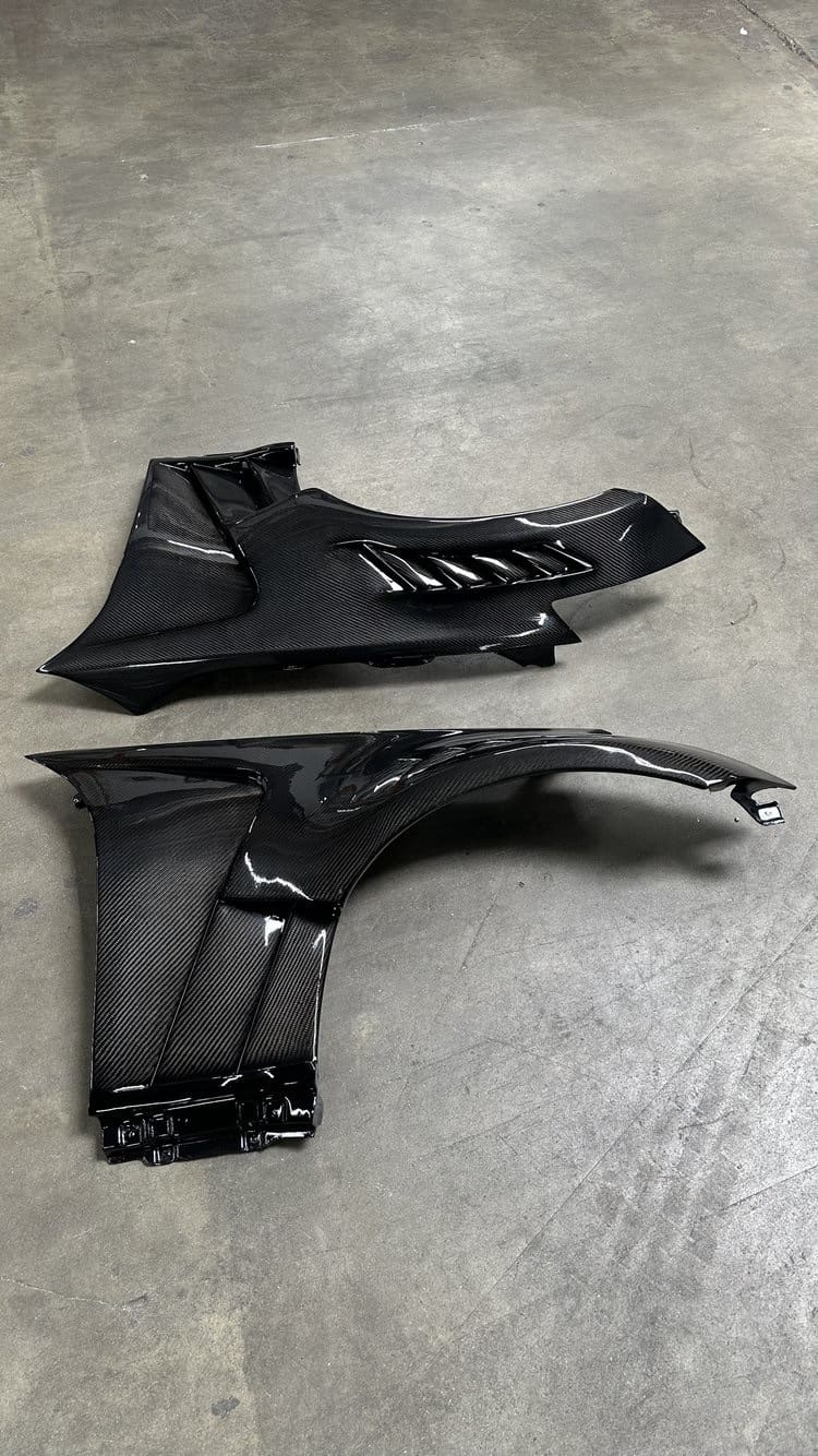 350Z RS2 GT Vented Fenders